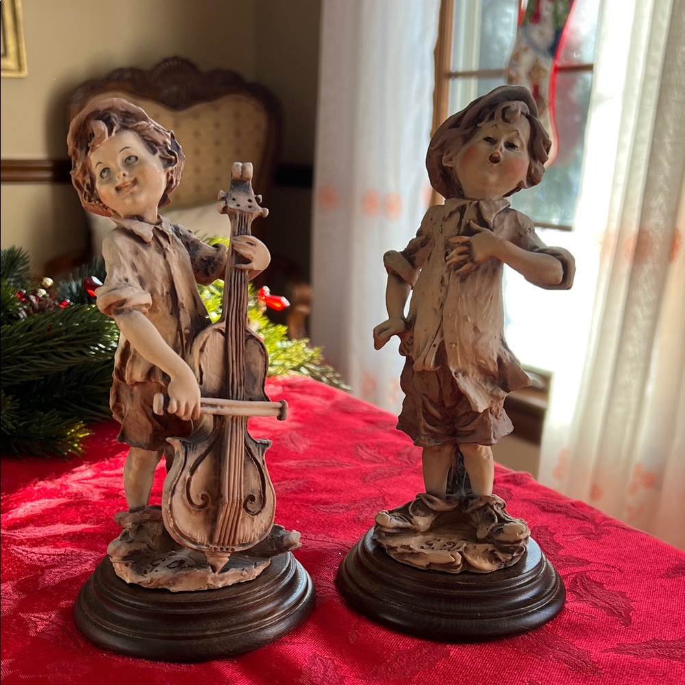 Vintage Giuseppe Armani Italy Charming Boy Musician Figurines. Set of 2.